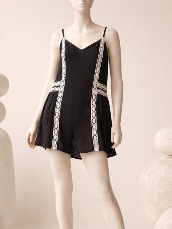 Lush Pants - Lush shorts/dress/skorts crochet spaghetti strap romper M